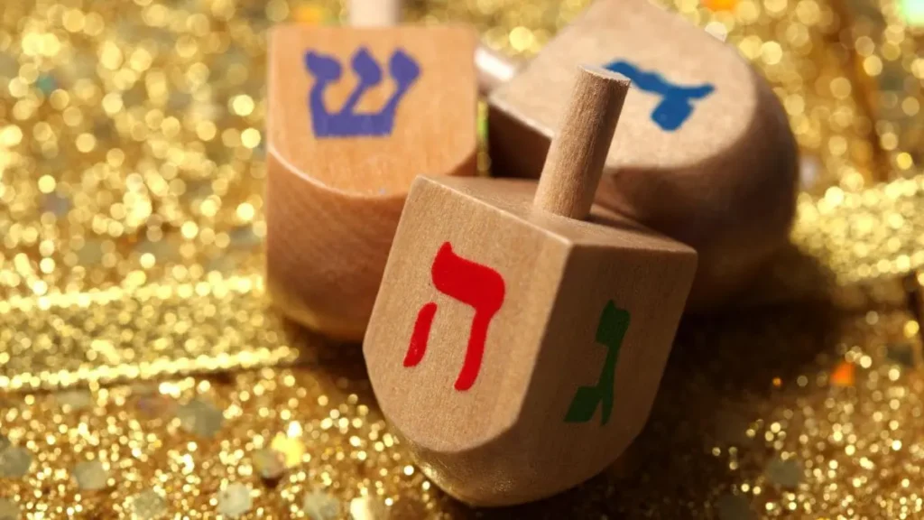 Điểm thú vị của con quay Dreidel